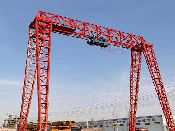 如何評估龍門吊作業(yè)現(xiàn)場的安全風(fēng)險？